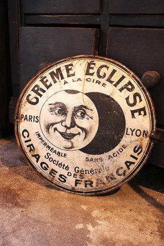 Decorative, old French advertising sign with a really nice patina, 
painted on thin metal plate...