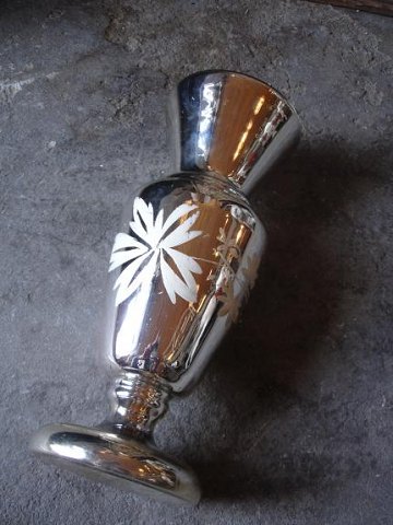 vase in Mercury silver