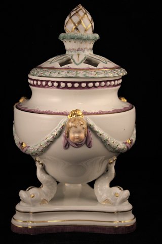 Rare potpourri jar with overglaze from Royal Copenhagen.