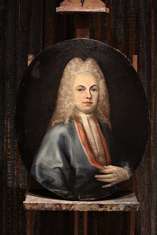 Ovalt portræt olie maleri fra 1800 tallet af adelig herre. mål: H:79cm. B:65cm. kunster ukendt.