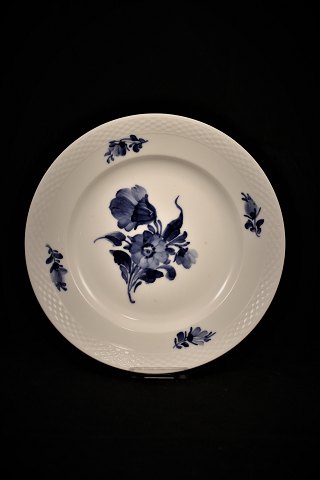 Royal Copenhagen , Blå Blomst , Flettet silde tallerken Dia.:19cm.
10/8094.
