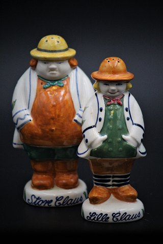 Old salt & paper set "Big Claus & little Claus". H:13 & 12,5cm. from Aluminia 
faience factory - Denmark.