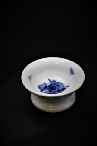 Royal Copenhagen Blue Flower Flower Edged salt bowl. 
H:3cm. Dia.:6 cm. 
RC# 10/8585