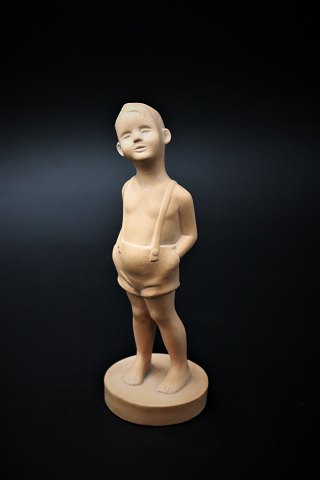 Verner Hancke terracotta figure Trouser troll, Boy figure from P. Ipsen.
H:17,5cm.