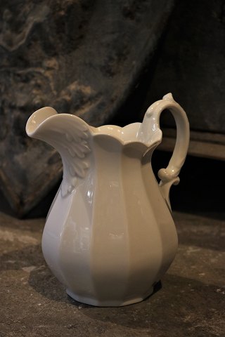 Royal Copenhagen angular jug with handle.
H:16, 5cm. 
RC# 8520. 2.sort. From 1948.