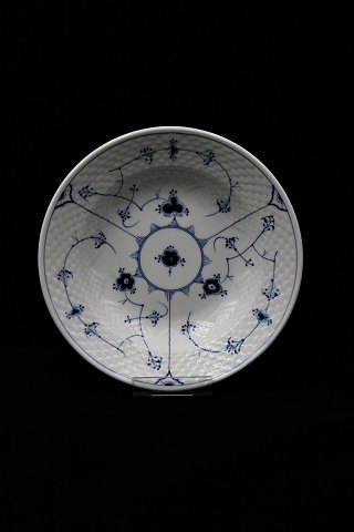 Bing & Grøndahl Blåmalet / Musselmalet dyb tallerken
i jernporcelæn. Dia.:25cm. B&G#1008.