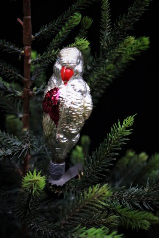 Sjælden gammelt glas juleornament / juletræspynt i form af papegøje.
Ajeko , Belgisk - fra 1940.