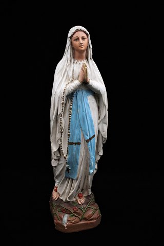 Decorative, old French Madonna figure in painted plaster with a very fine 
patina...