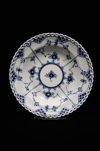Royal Copenhagen Blue Fluted Full lace small deep plate. Dia.:19,5cm...