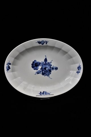 Royal Copenhagen Blue Flower Angular oval dish. 33.5x25cm. 
RC# 10/8538...