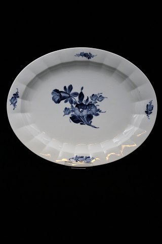 Royal Copenhagen Blue Flower Angular oval dish. 41x32.5cm. 
RC# 10/8540...