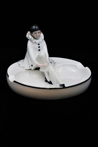 Old Art Deco ashtray in porcelain from the 20s/30s with a woman in a clown 
costume...