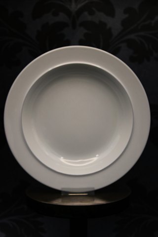 Royal Copenhagen - Aluminia Blåkant fajance , dyb tallerken.
Dia.: 24cm...