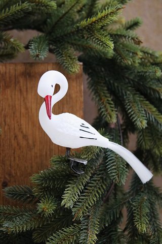 Old Christmas tree ornament in the shape of a swan in painted glass with a clip 
from around 1940...