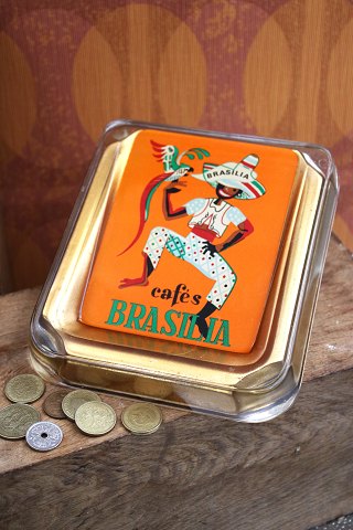 Gammelt penge fad fra kaffebar i 50/60erne i kraftigt glas med motiv af brasiliansk mand med papegøje...
