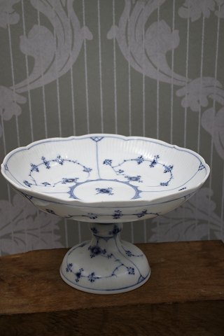 Fruit / cake centerpiece in Blue Fluted Plain from Royal Copenhagen...