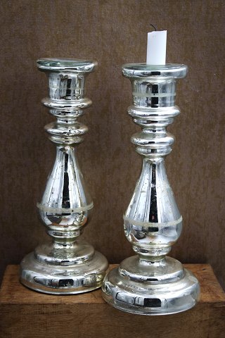 Stor 1800 tals lysestage i fattigmandssølv med gammel patina. Højde:30cm...