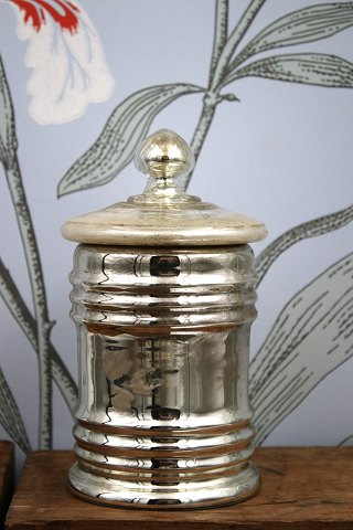 Rare 1800s jar in Mercury Glass with a fine old patina...