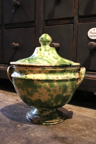 Early 19th century French ceramic lidded tureen with fine glaze...