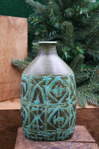 Kgl. oval faience Baca vase designed by Nils Thorsson from Aluminia with green / black pattern...