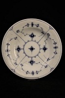 vare nr: B&G blå malet , dyb 24cm.