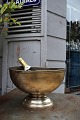 Super fine, old oval French champagne cooler with super patina in brass with 
remnants of old silvering...