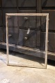 Stor fransk 1800 tals sølv ramme med gammelt glas og fin patina.
Yder mål : 59x46cm.