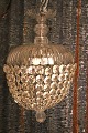 Stor ,gammel "Pose" prisme loftslampe med skærm og slebne prismer i klart 
glas...