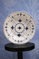 Royal Copenhagen , Musselmalet Riflet lille dyb tallerken. Dia.: 19,5cm...