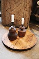 Svensk 1800 tals rund træplade i træ med en rigtig fin patina.
Fin som bordplateau / bakke...