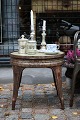 Gammelt fransk Tolix sofabord / sidebord i afpudset metal fra omkring 1930-40 
med fantastisk fin patina...